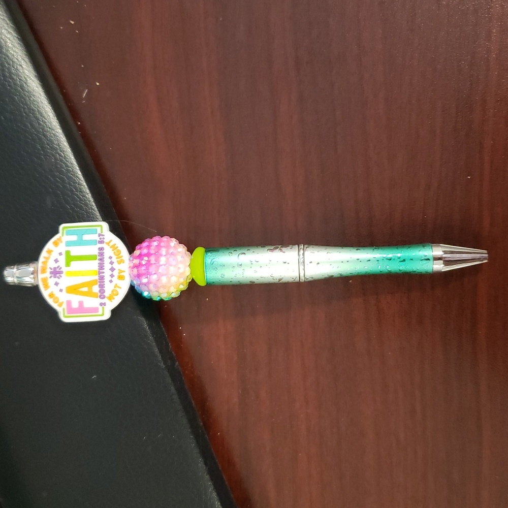 Handmade Faith Focal Bead Refillable Beaded Pen
